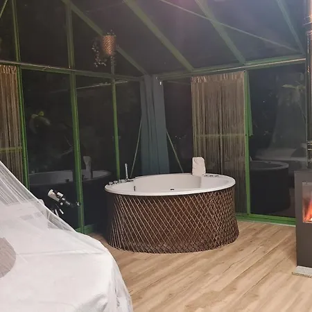 Remanso De Trasfontao_nido 360° Luxury tent Silleda